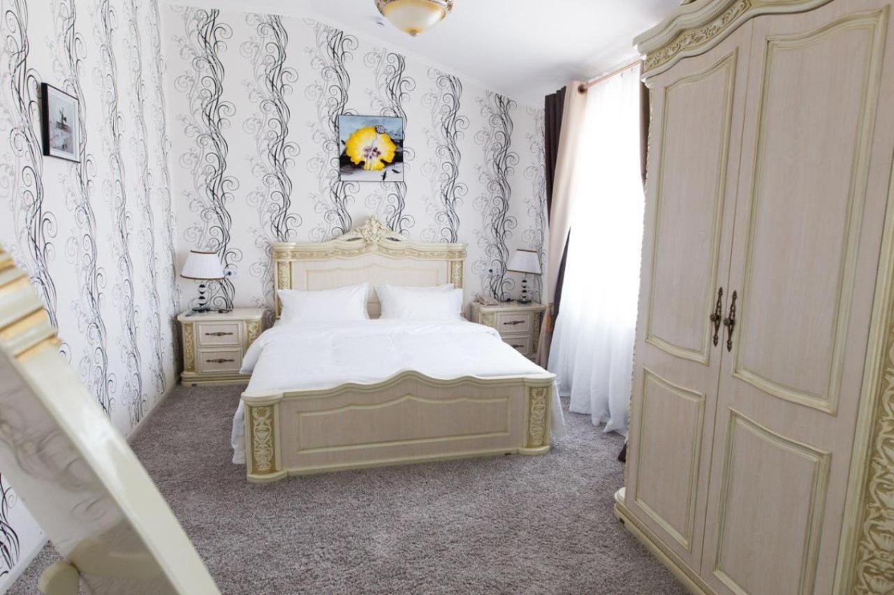 Alexander Hotel Samarkand Luaran gambar