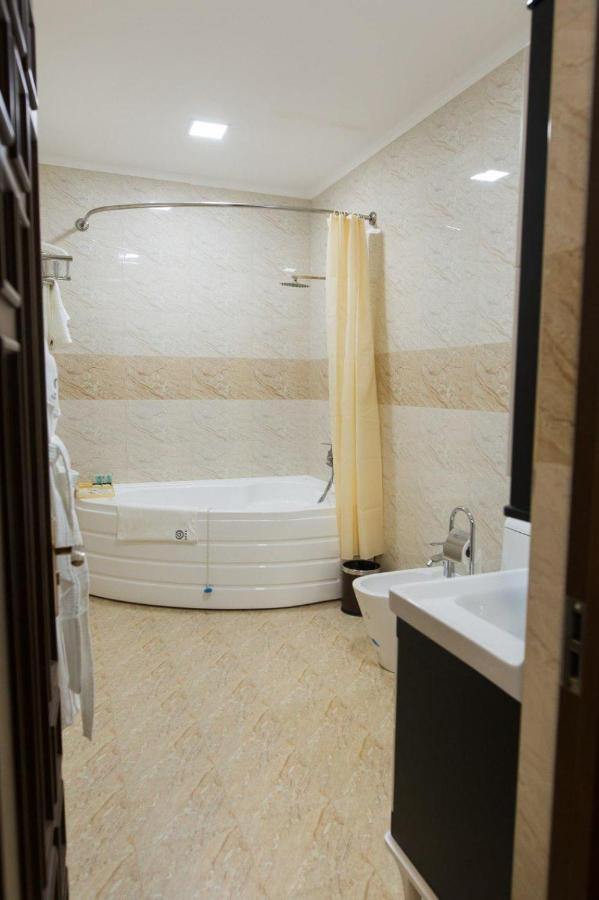 Alexander Hotel Samarkand Luaran gambar