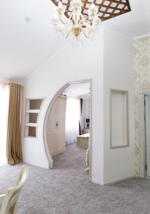 Alexander Hotel Samarkand Luaran gambar